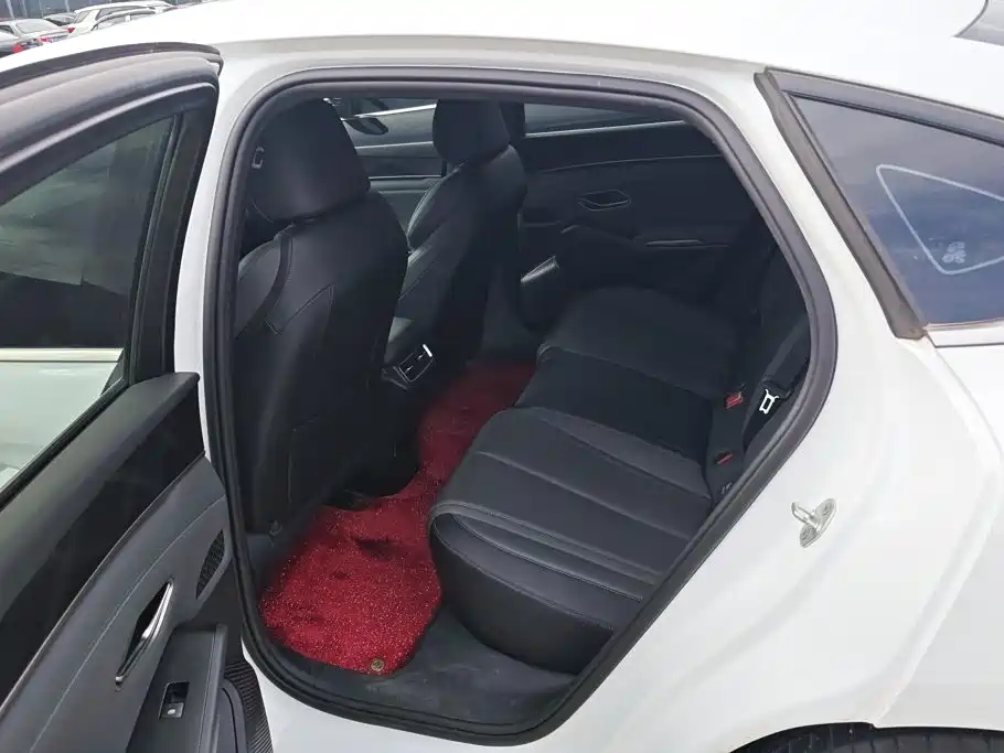 BYD Qin L — миниатюра 11