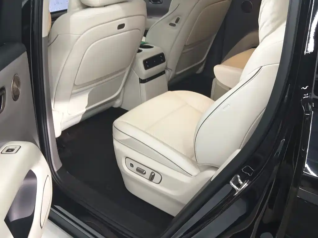 Li Auto Li i8 — миниатюра 9