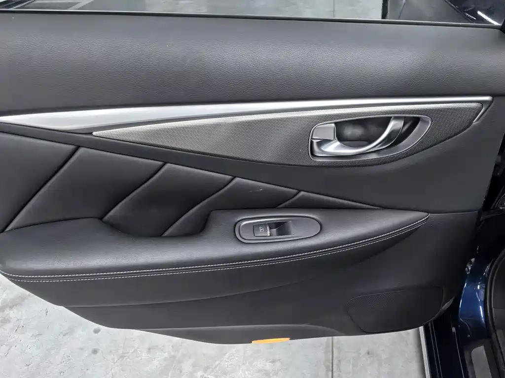 Infiniti Q50L — миниатюра 8