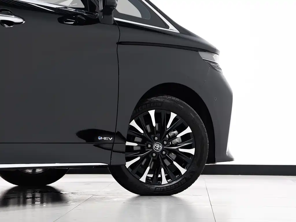 Toyota Alphard 2024 2.5L Luxury