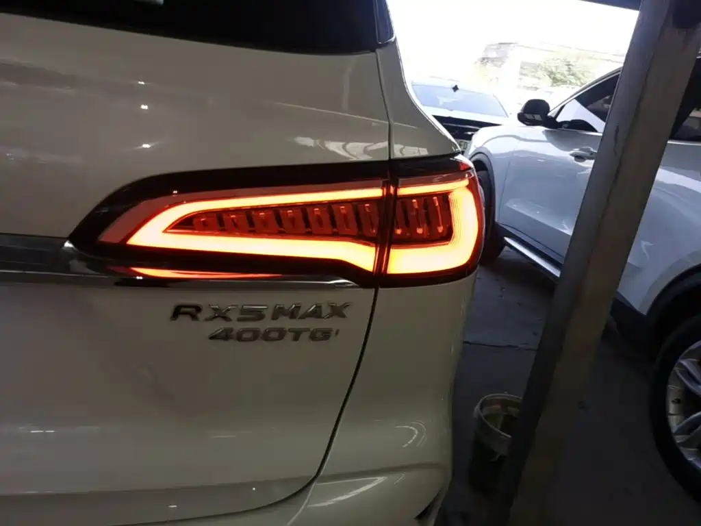 Roewe RX5 MAX — миниатюра 8