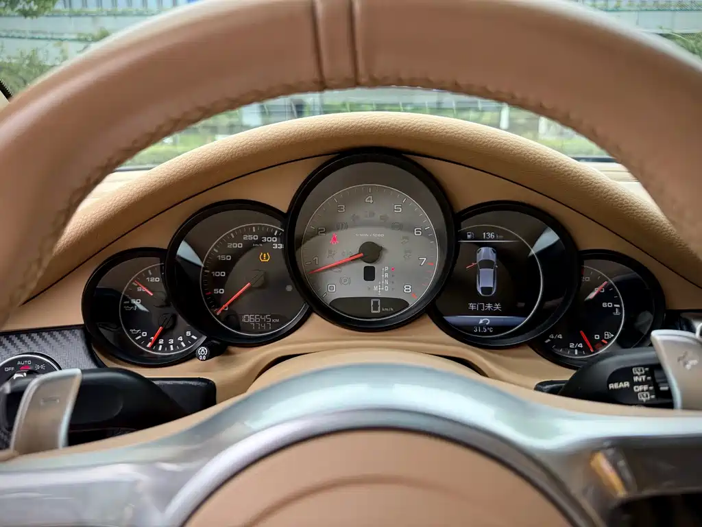 Porsche Panamera — миниатюра 10