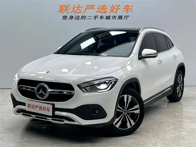 MERCEDES-BENZ  GLA 2021