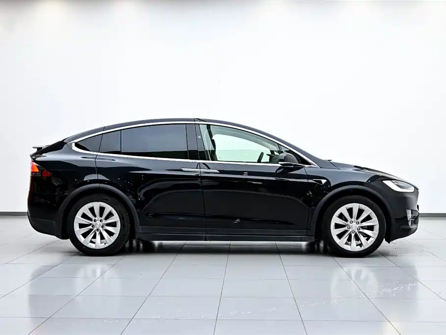 Tesla Model X 2016 Model X 90D