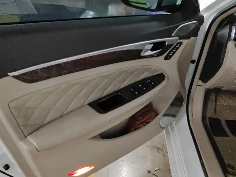 GAC Motor Trumpchi GA8 — миниатюра 7