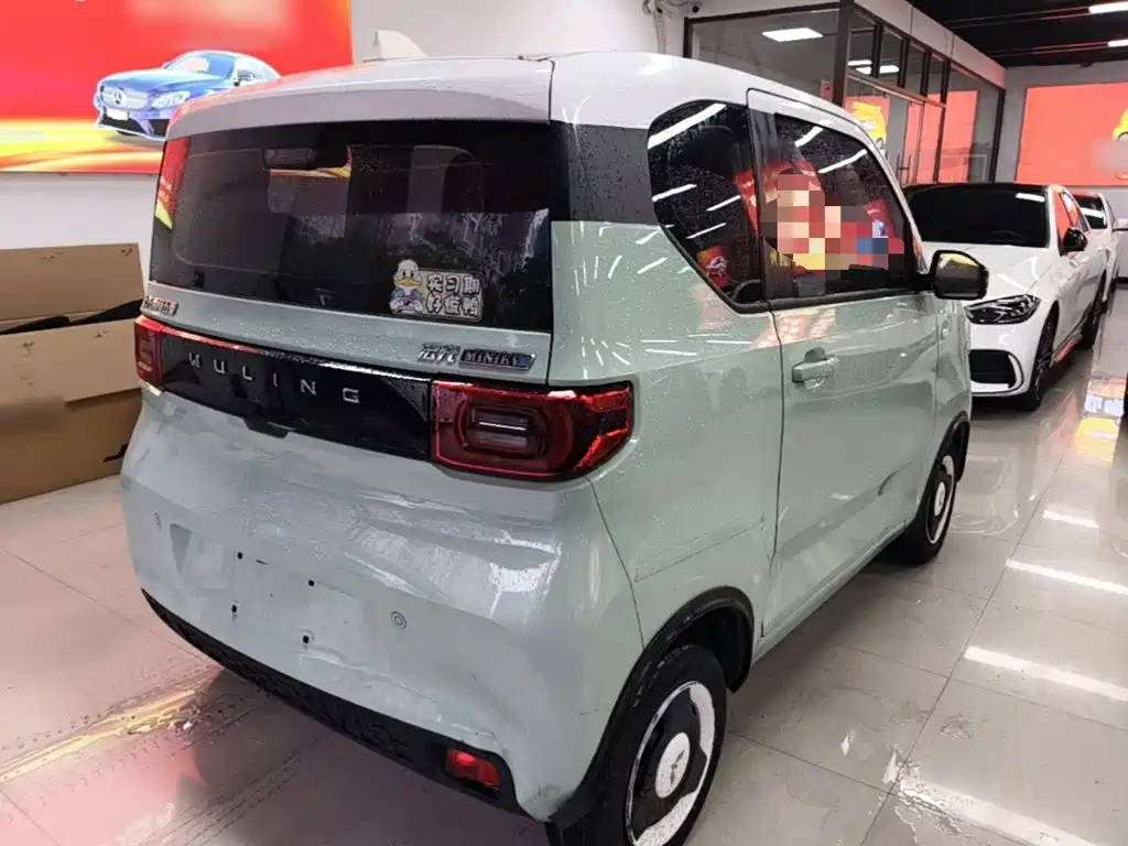 Wuling MINIEV — миниатюра 7