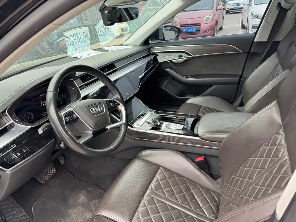 Audi A8 — миниатюра 9