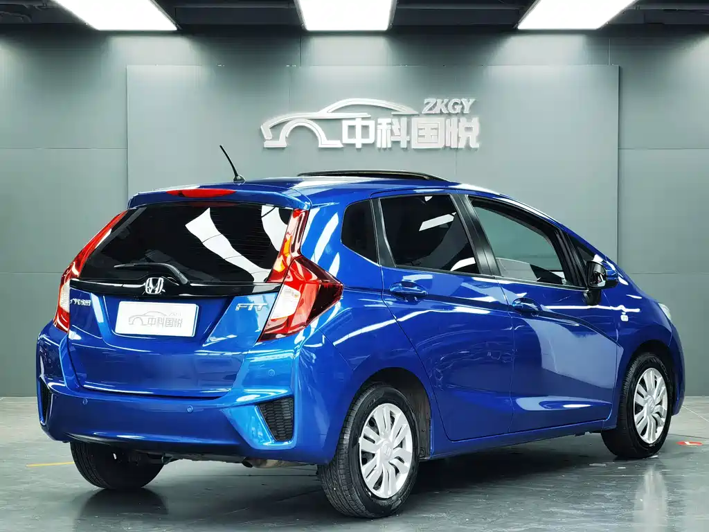 Honda Fit — миниатюра 3