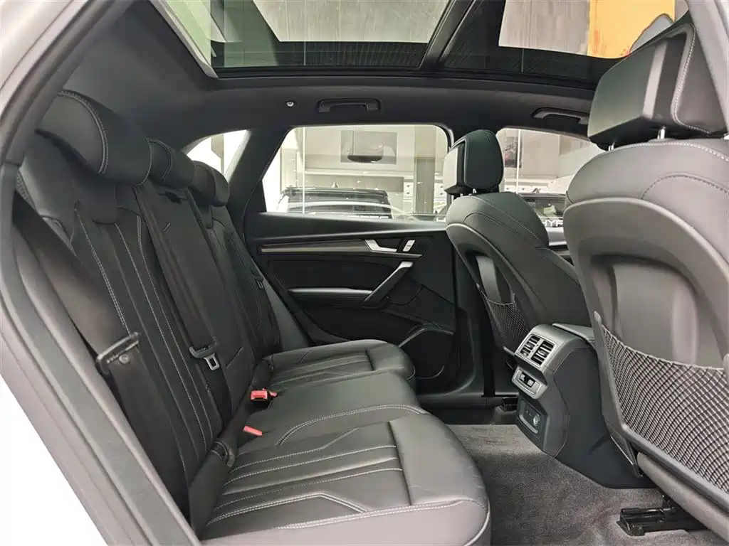 Audi Q5L — миниатюра 7