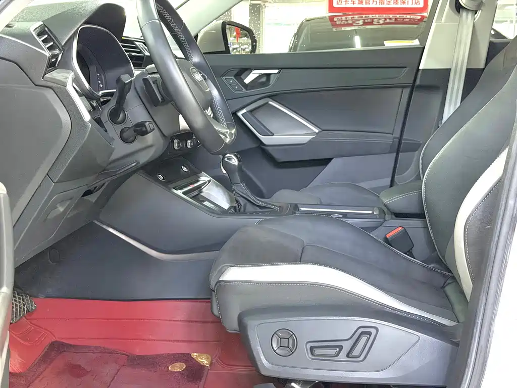 Audi Q3 — миниатюра 4