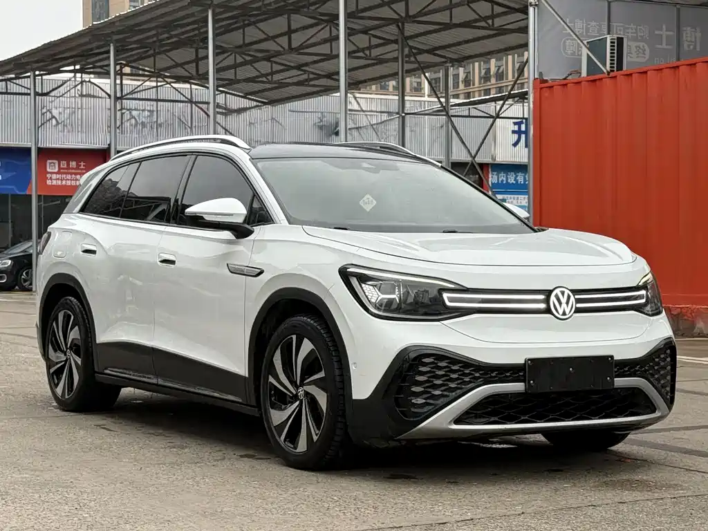 VOLKSWAGEN ID.6 CROZZ