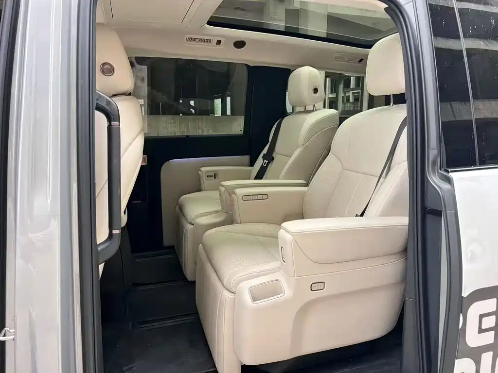 Li Auto Li MEGA — миниатюра 6