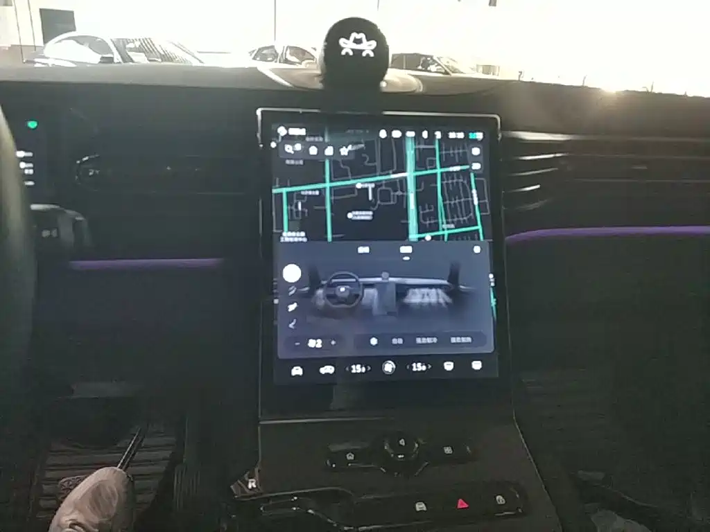 NIO EC6 — миниатюра 13