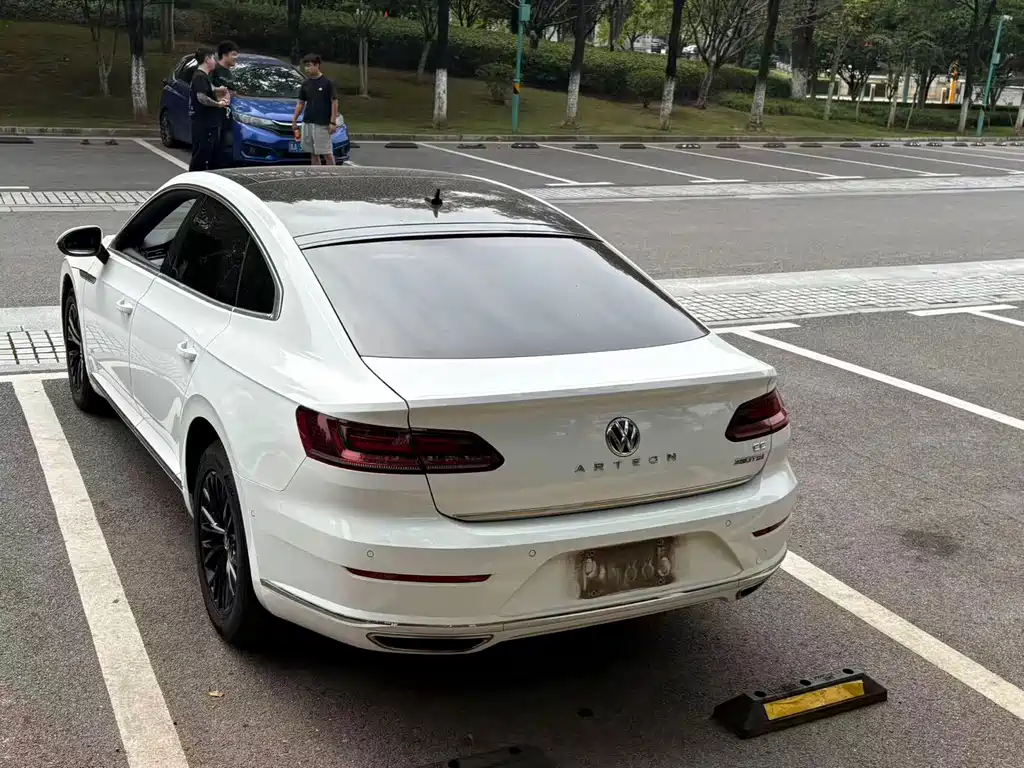 Volkswagen CC — миниатюра 14