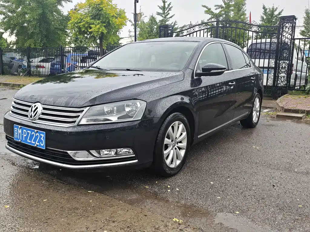 Volkswagen Magotan 2013