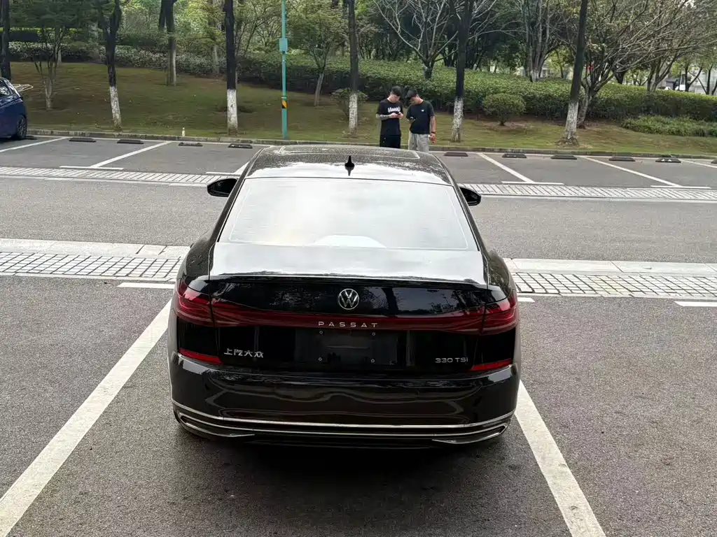 Volkswagen Passat — миниатюра 11