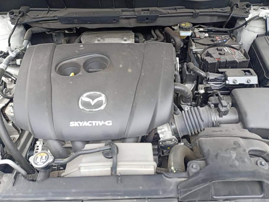 Mazda CX-5 2.0 л 2025 г. Белый, пробег 10700 км