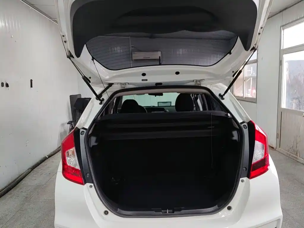 Honda Fit — миниатюра 19