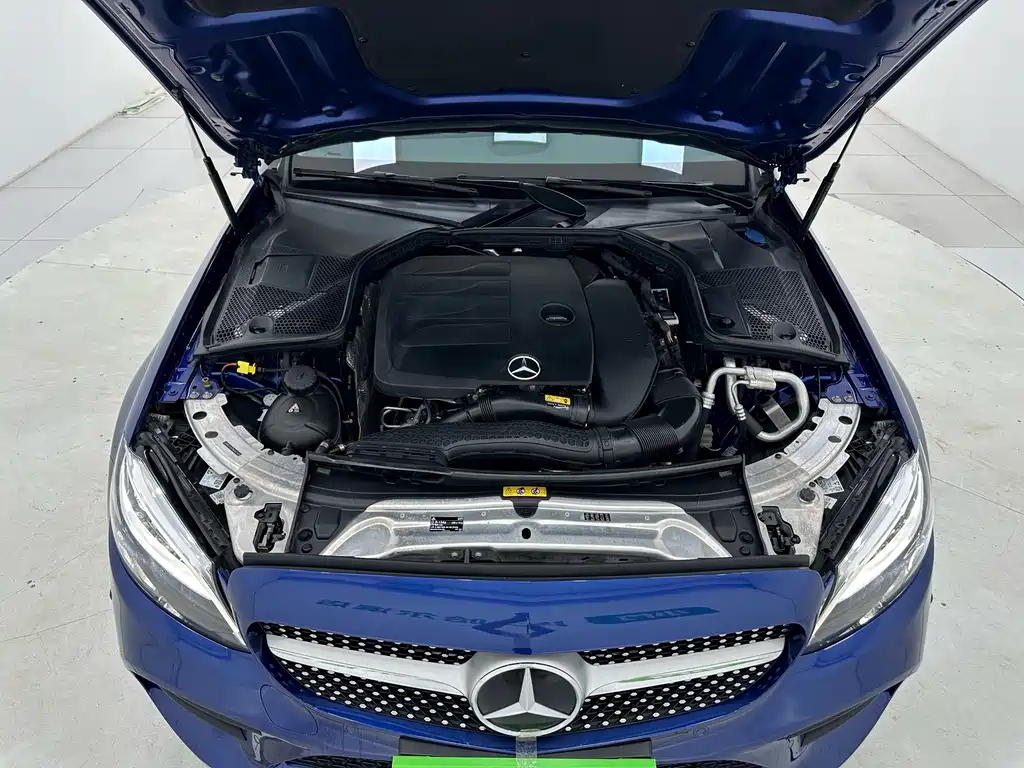 Mercedes-Benz C-Class — миниатюра 16
