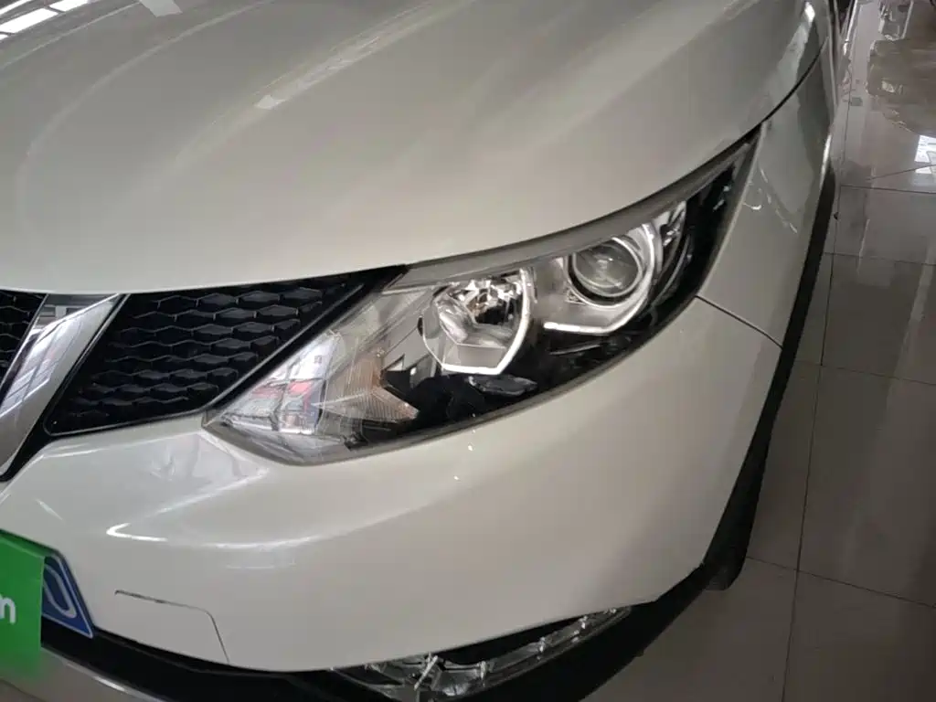 Nissan Qashqai — миниатюра 24