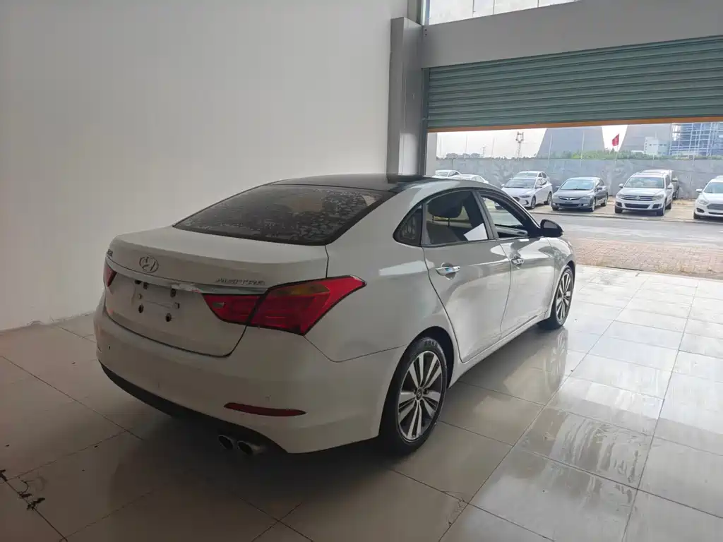 Hyundai Mistra — миниатюра 15