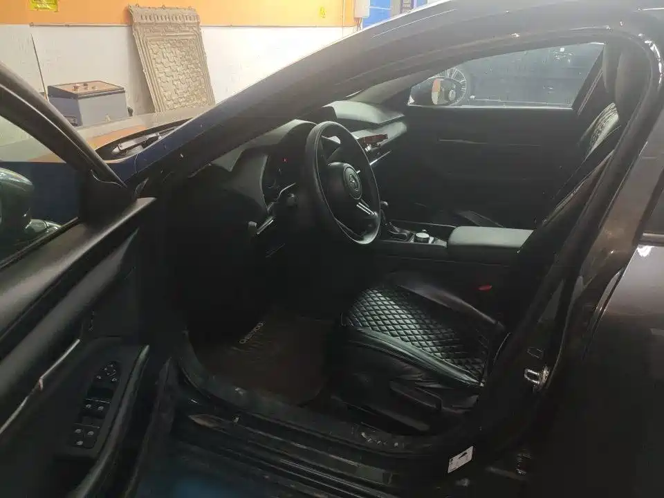 Mazda 3 Axela — миниатюра 6