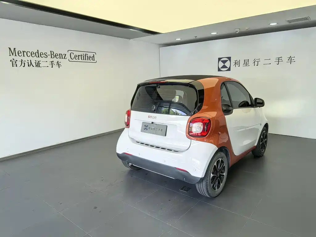 smart Smart Fortwo — миниатюра 9
