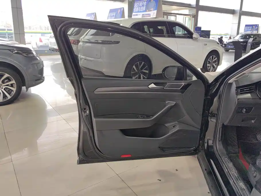 Volkswagen Magotan — миниатюра 7