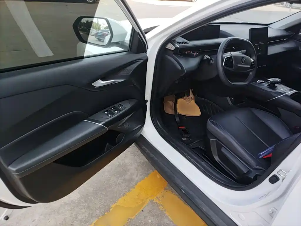 Changan Yida — миниатюра 16