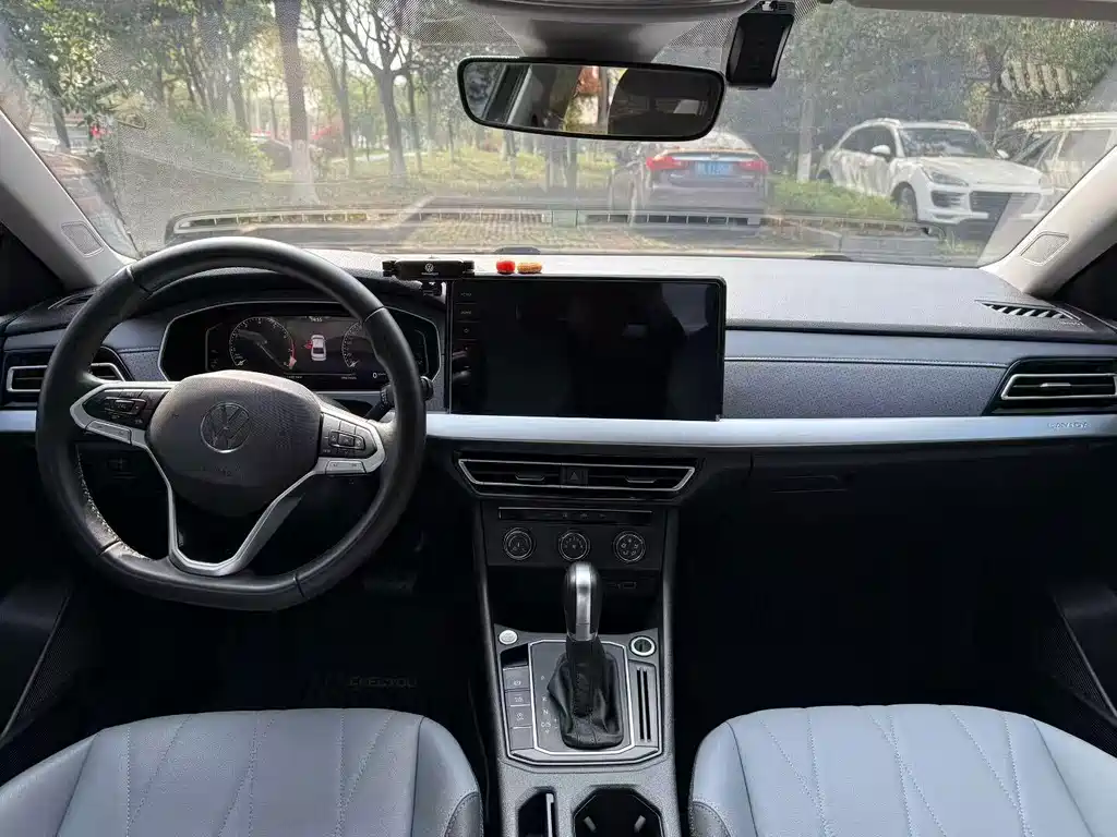 Volkswagen Lavida — миниатюра 4