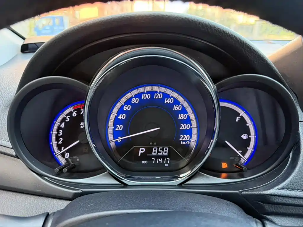 Toyota Vios FS — миниатюра 3