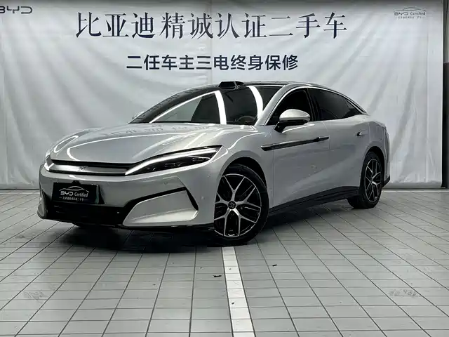 BYD HAN L 2025