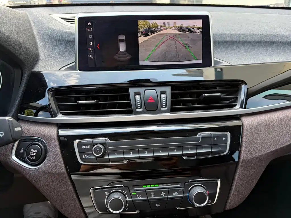 BMW X1 — миниатюра 13