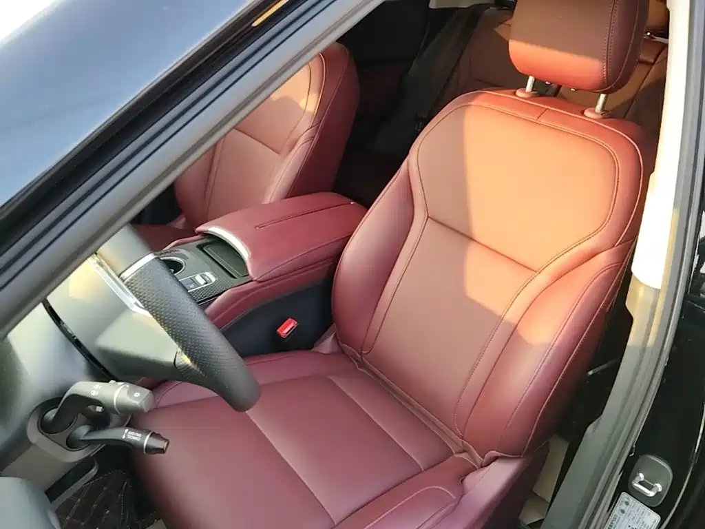 Hongqi Hongqi HS3 PHEV — миниатюра 15
