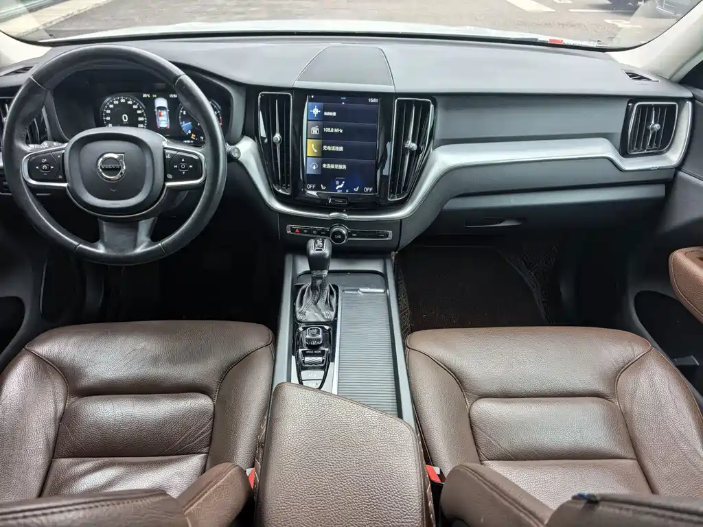 Volvo XC60 — миниатюра 9