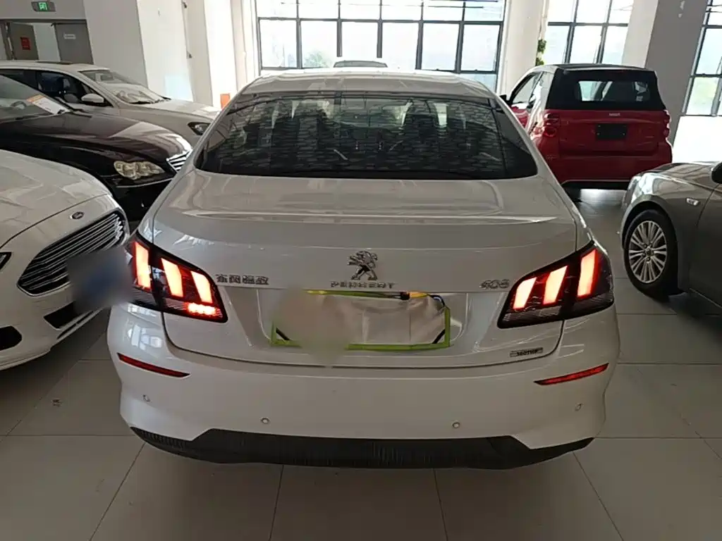 Peugeot 408 — миниатюра 6