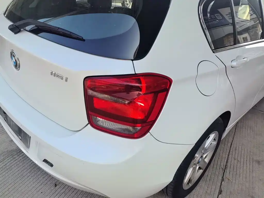 BMW 1 Series (Import) — миниатюра 8