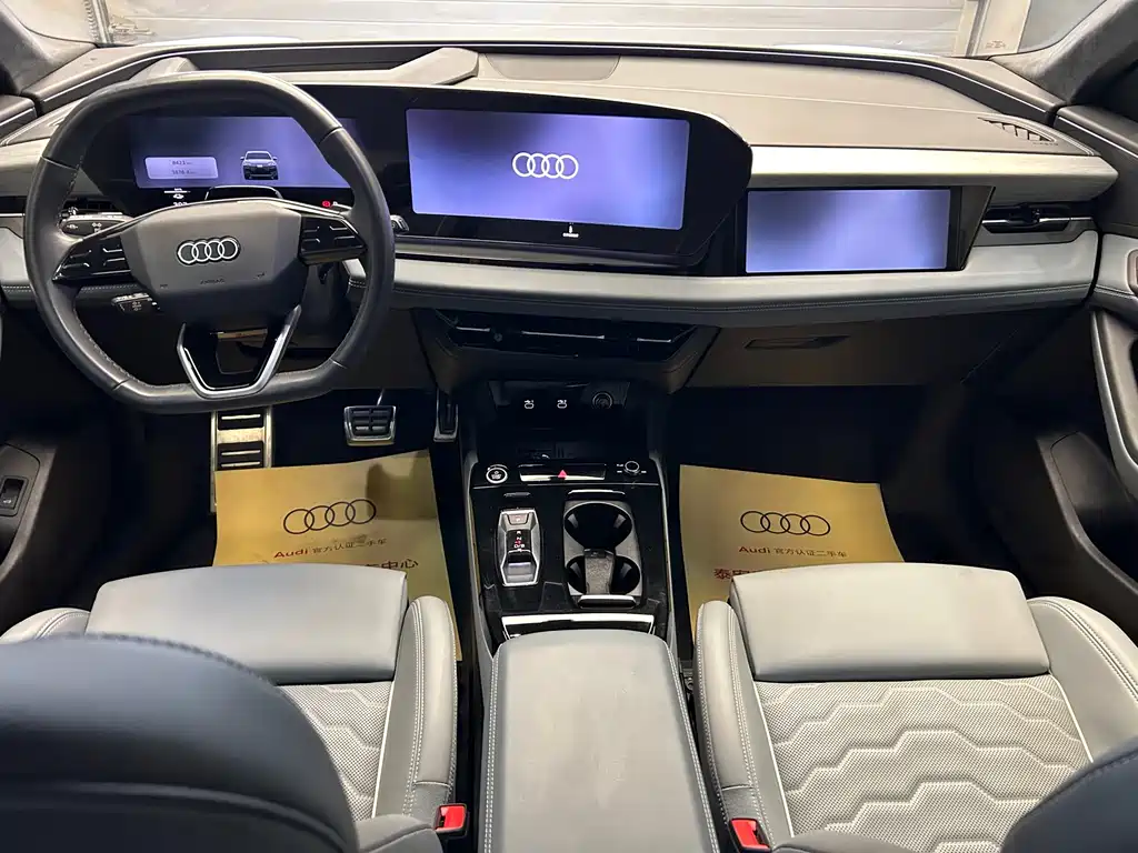 Audi Q6L e-tron — миниатюра 8