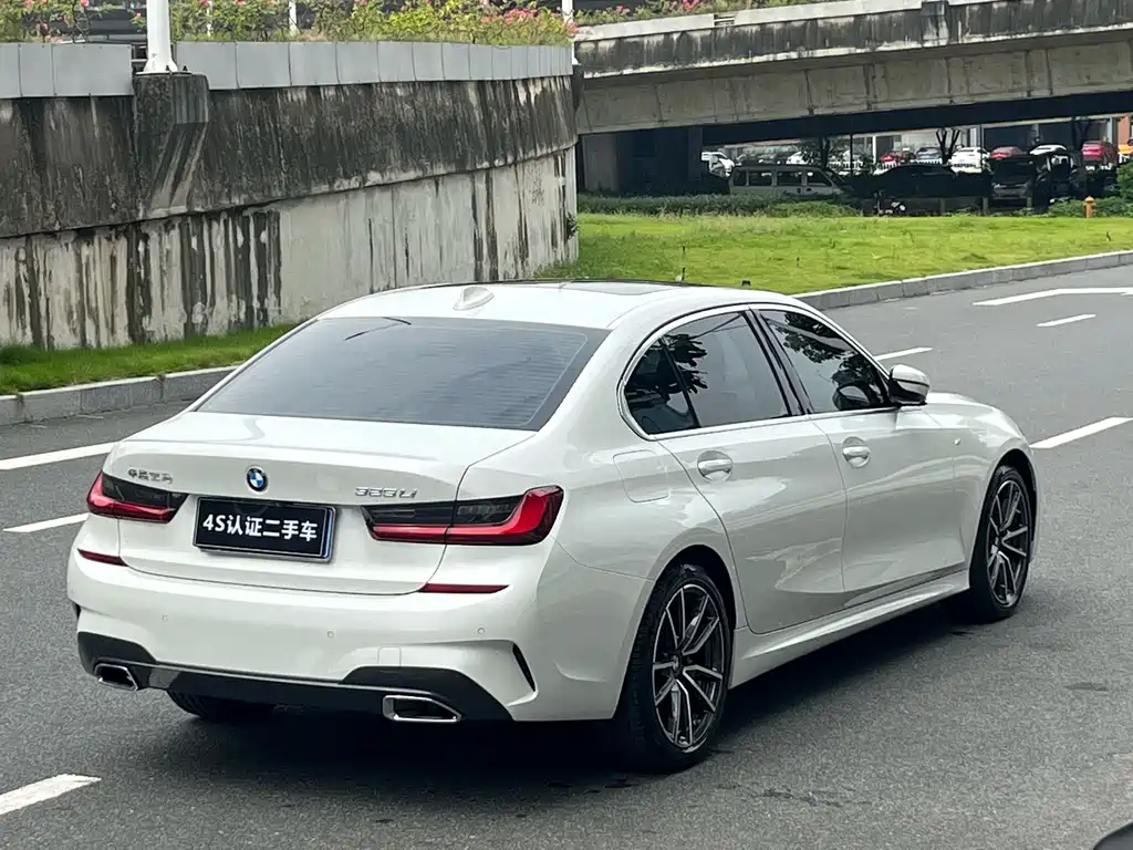 BMW 3 Series — миниатюра 5