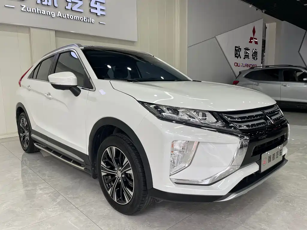 Mitsubishi Eclipse Cross — миниатюра 10