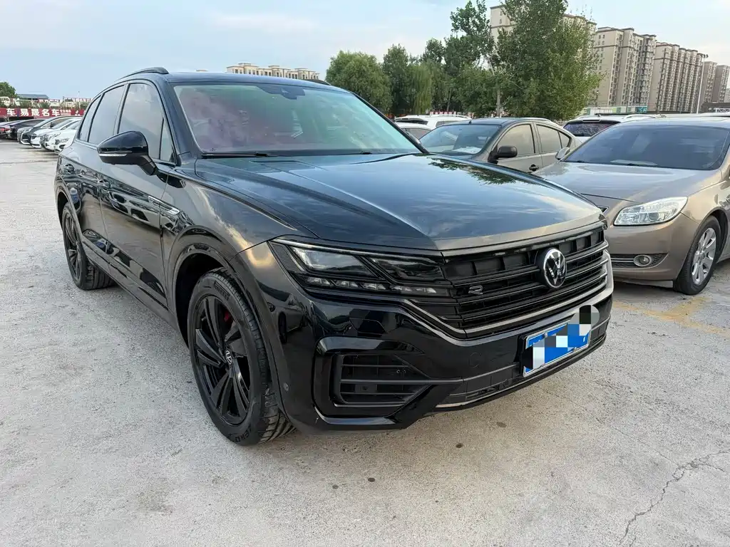 Volkswagen Touareg — миниатюра 3