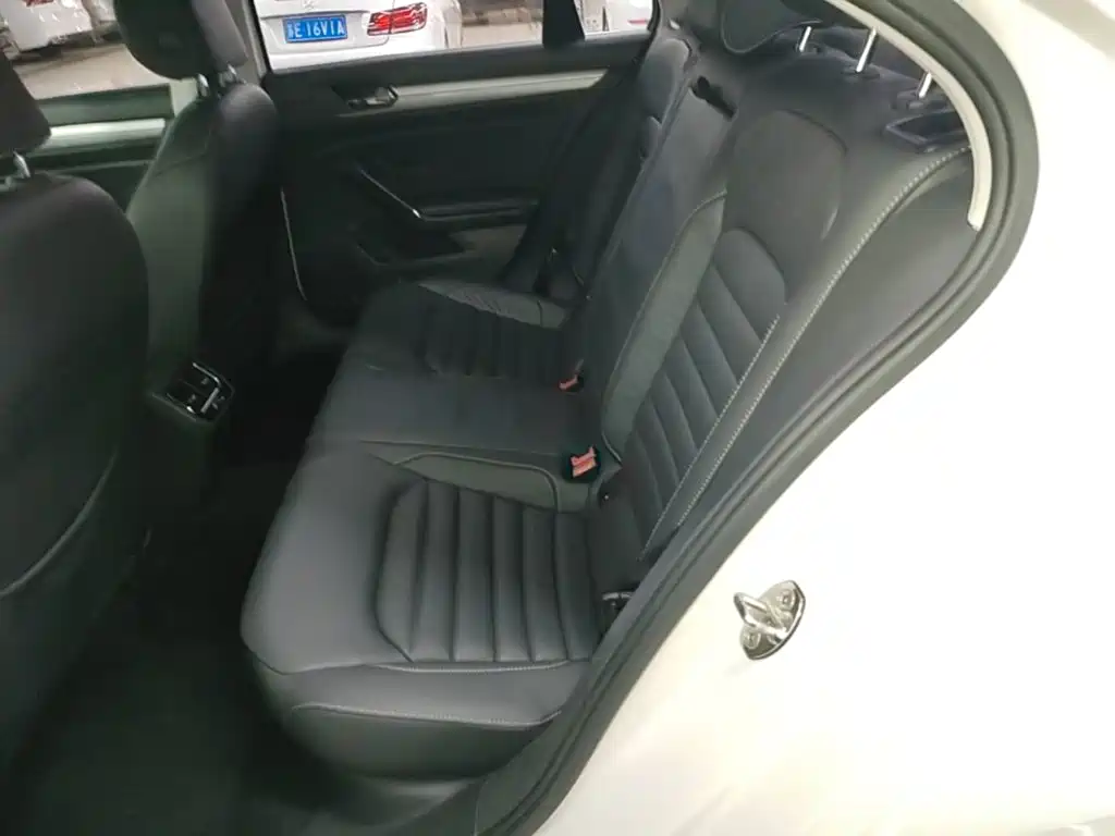 Volkswagen Lamando — миниатюра 17