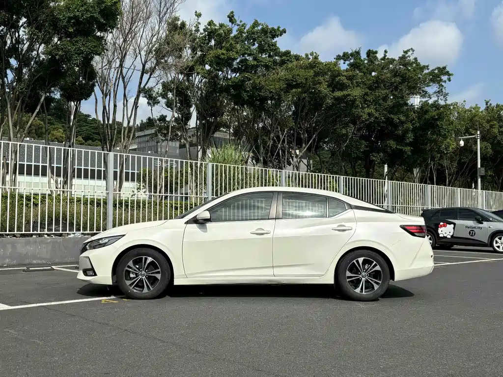 Nissan Sylphy — миниатюра 3