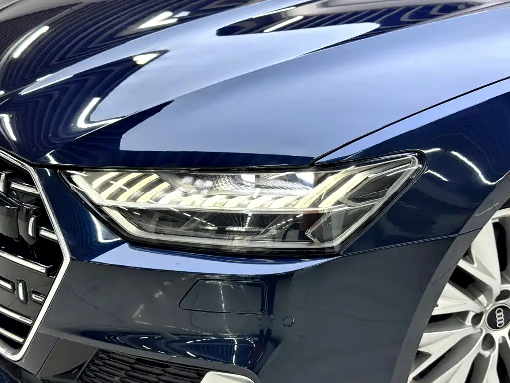 Audi A7L — миниатюра 6