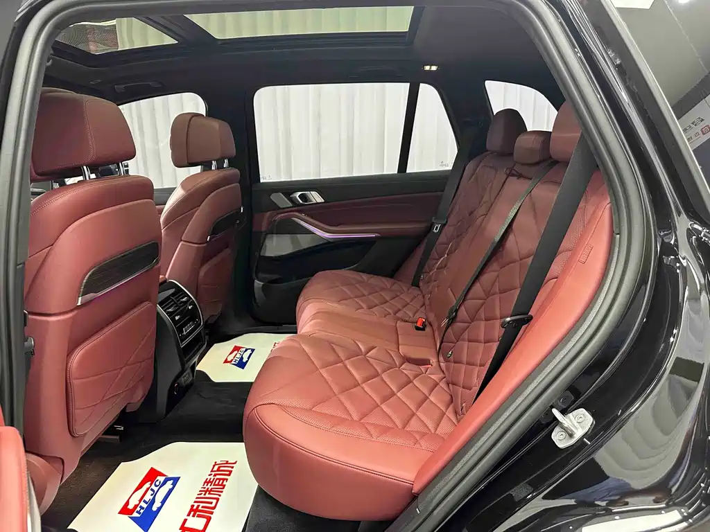 BMW X5 2022 xDrive 40Li Premium M Sport