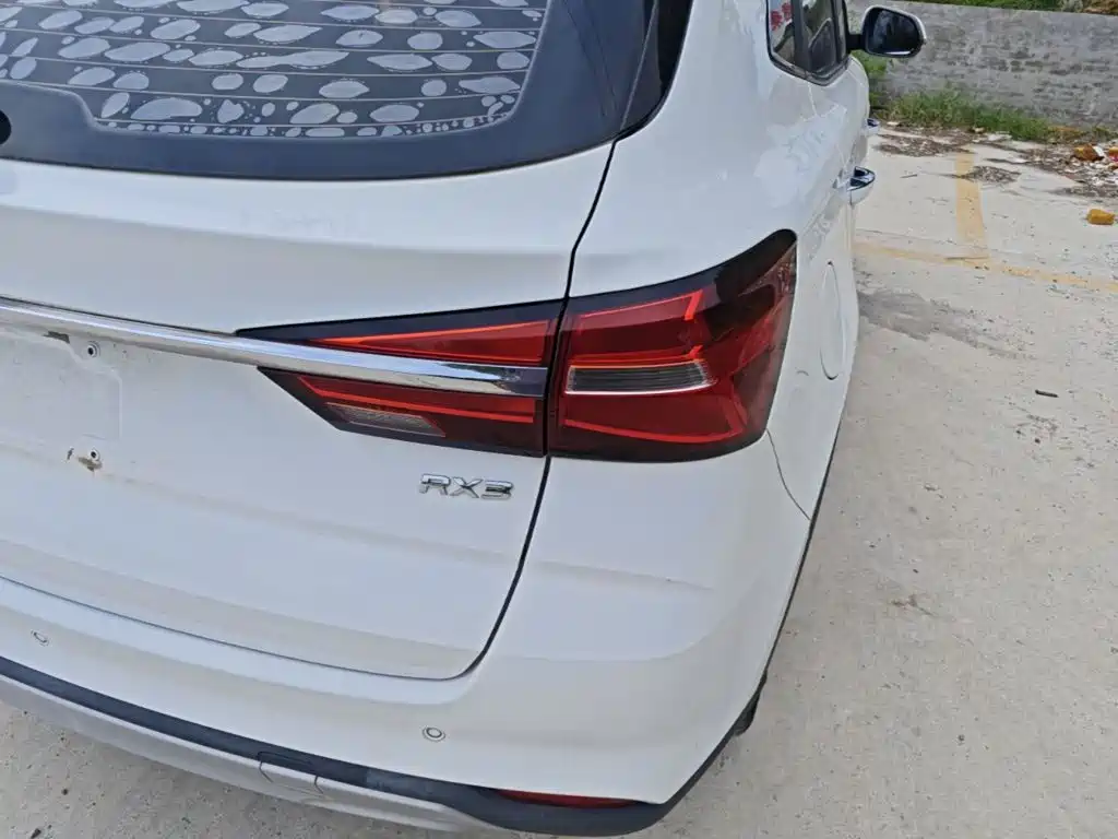Roewe RX3 — миниатюра 8