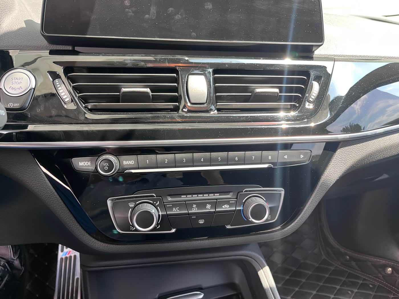 BMW 1 Series 1.5 л 2021 г. Белый, пробег 46000 км
