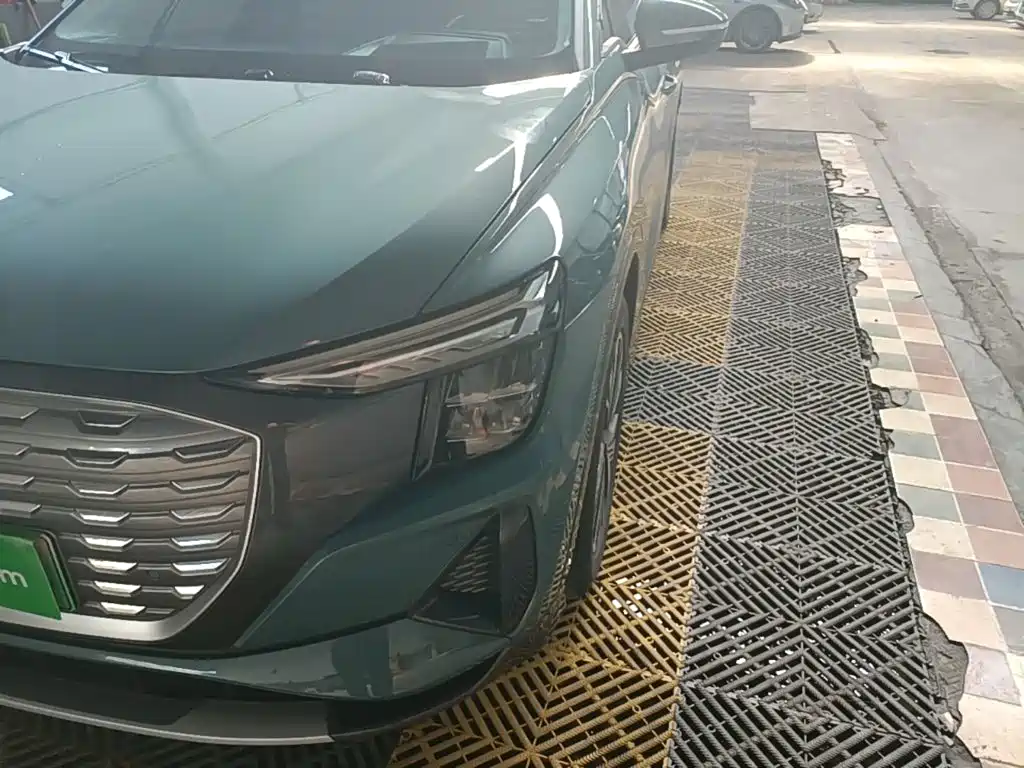 Audi Q5 e-tron — миниатюра 24