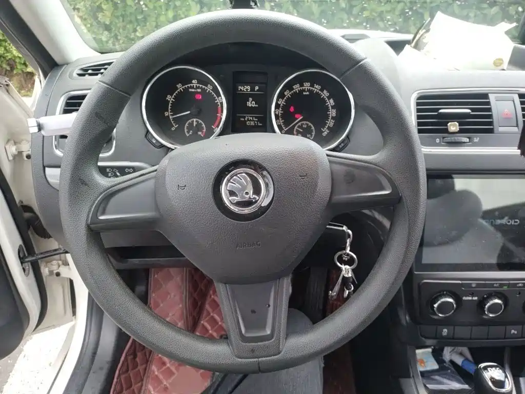 Skoda Yeti — миниатюра 3
