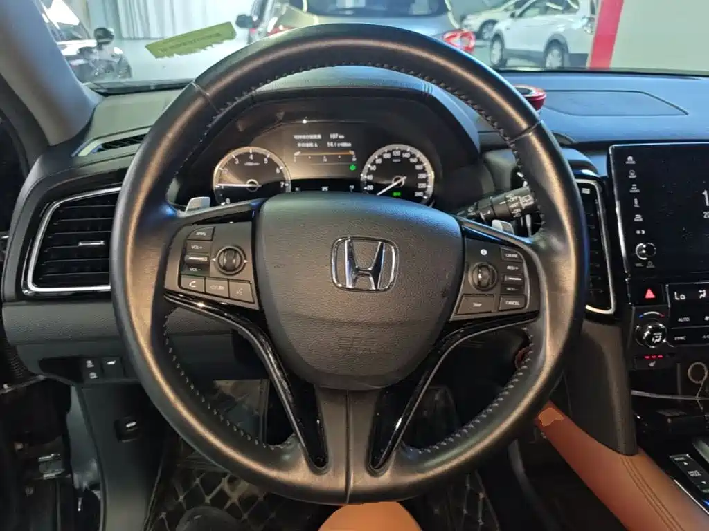 Honda UR-V — миниатюра 11